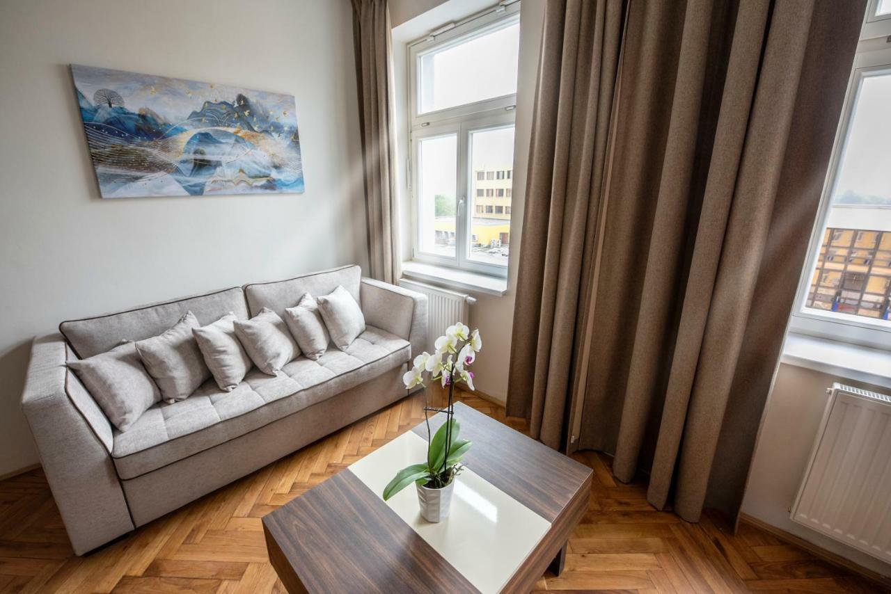 Letna Garden Apartment *